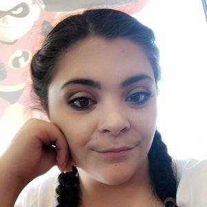 Meet your Posher, Brianna